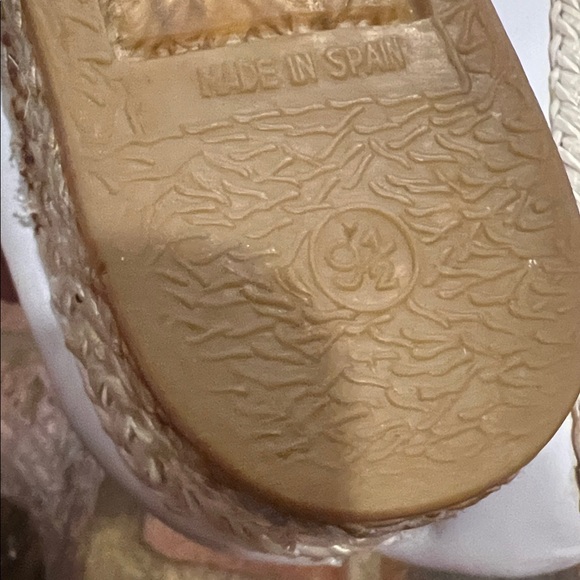 Stuart Weitzman White and Gold Studded Espadrilles - Picture 11 of 12